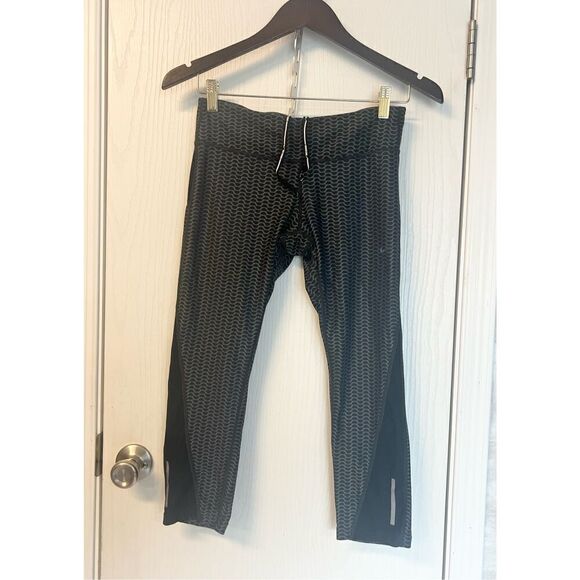 Nike Leggings  - Picture 1 of 7